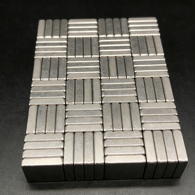 How to Make a Strong Magnet? Understanding Halbach Array vs. Laminated Magnets